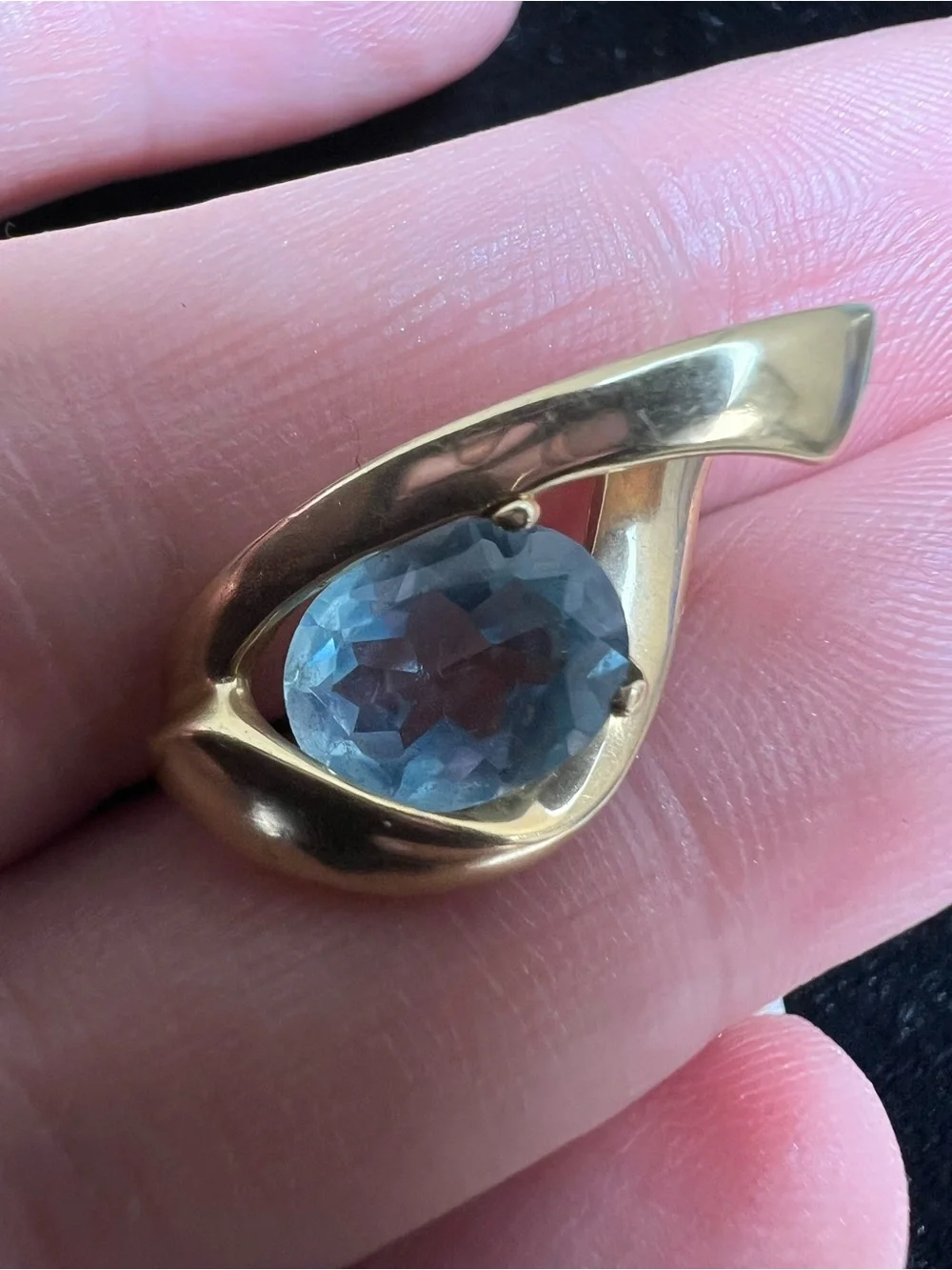 VTG 14K Yellow Gold Blue Topaz or Aquamarine Swirl Pendant